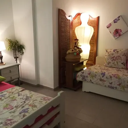 Sg House Holiday home *
