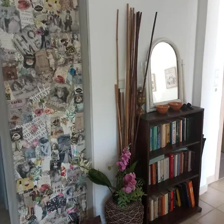 Sg House Holiday home *
